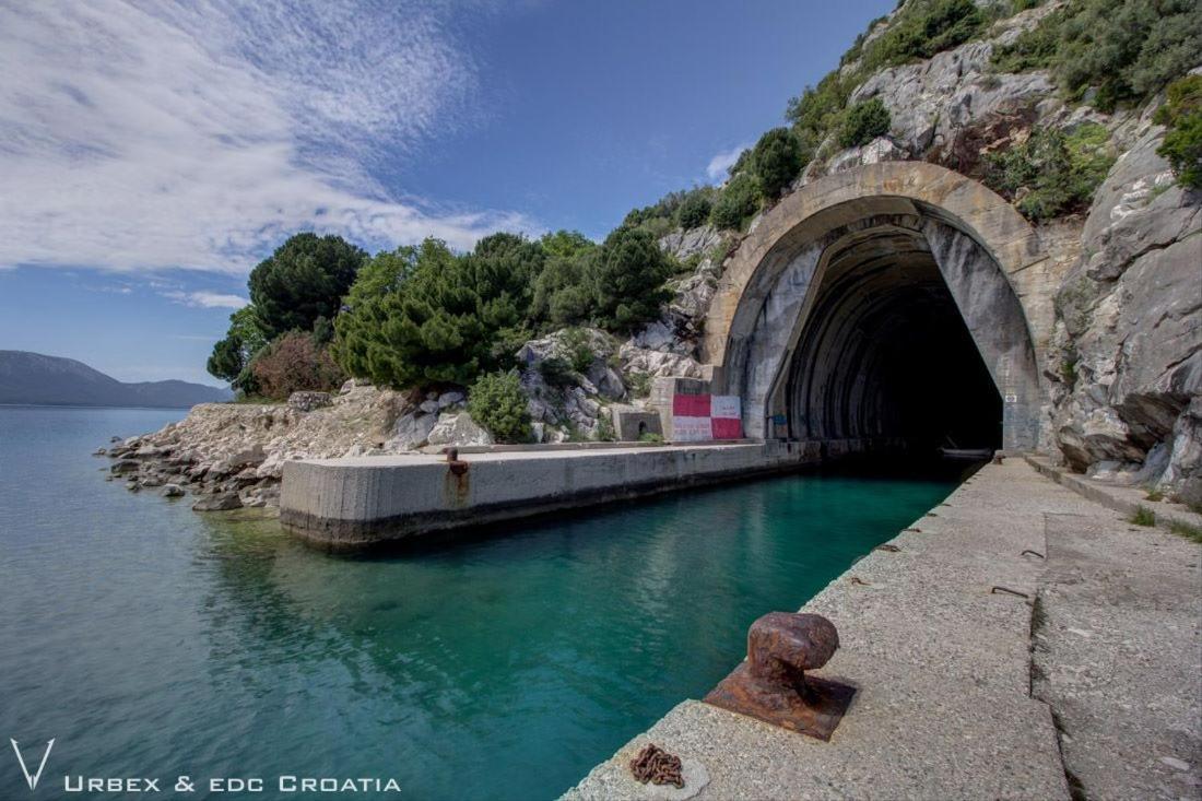 Вилла Kuca Za Odmor Bebic, Kremena Клек Экстерьер фото